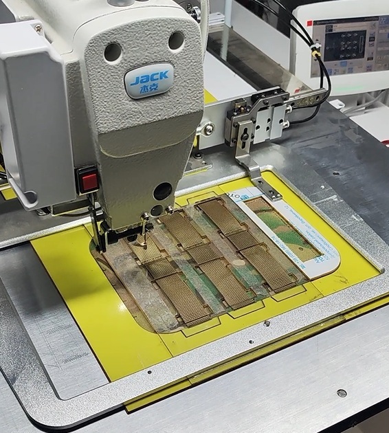 Jack JK-T3020-DII — циклические операции и контурное шитьё